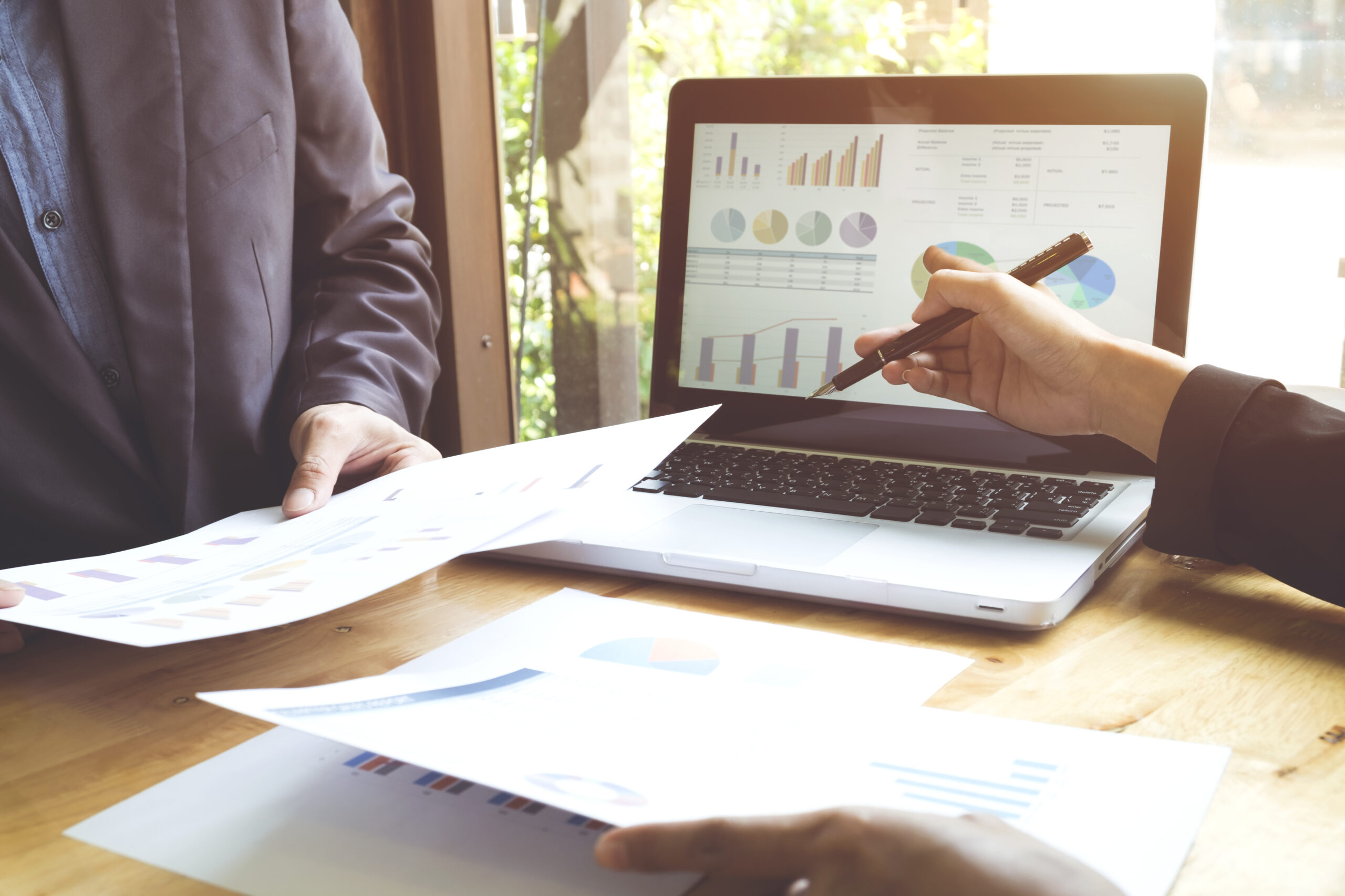 business people meeting to discuss the situation on the marketing.